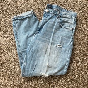 NWOT Aero Mom Jeans